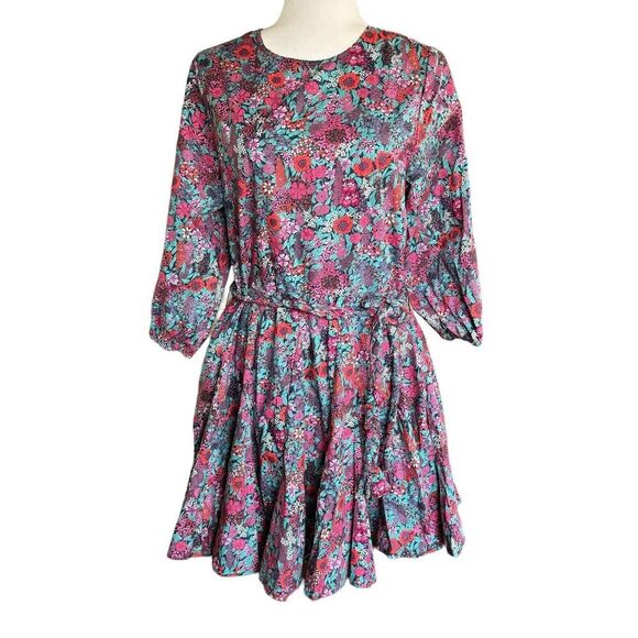 EVEREVE Sutton Cotton Tie Waist Floral Dress Sz S Pleats Puff Sleeves Feminine - Picture 1 of 11